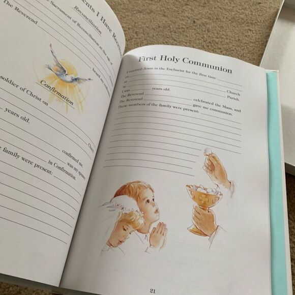 My Baby Book A Catholic Baby’s Record Book The Regina Press *New* - Picture 5 of 9